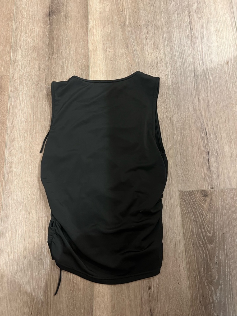 White Fox Black Ruched Drawstring Crop Top - Picture 3 of 5